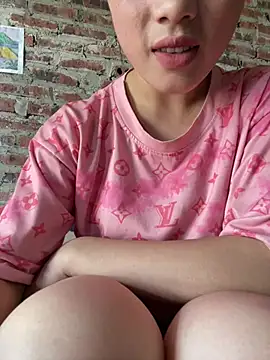 hoaithu1 online show from 20, 4, 2026