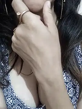 lovelyrosewifey online show from 24, 4, 2026