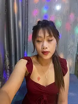 Ly-sexyy online show from 24, 4, 2026