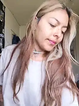 Snapshot of evafuckasd chatting on 6, 6, 2026 evafuckasd online show from 6, 6, 2026
