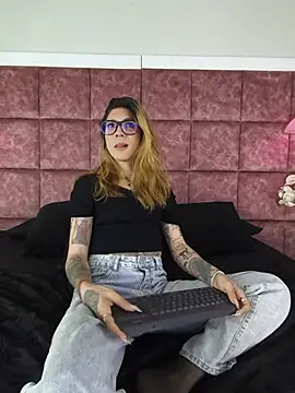 JessieGarvet19 online show from 17, 7, 2026