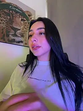 Snapshot of IsabellaNoir_ chatting on 4, 5, 2026 IsabellaNoir online show from 4, 5, 2026