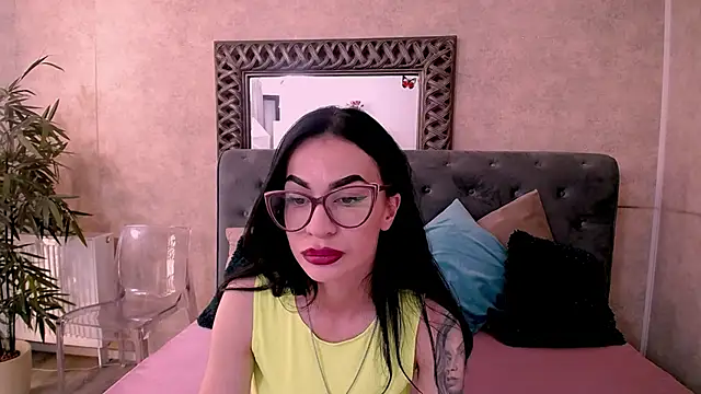 RaniaVibeXX online show from 24, 4, 2026