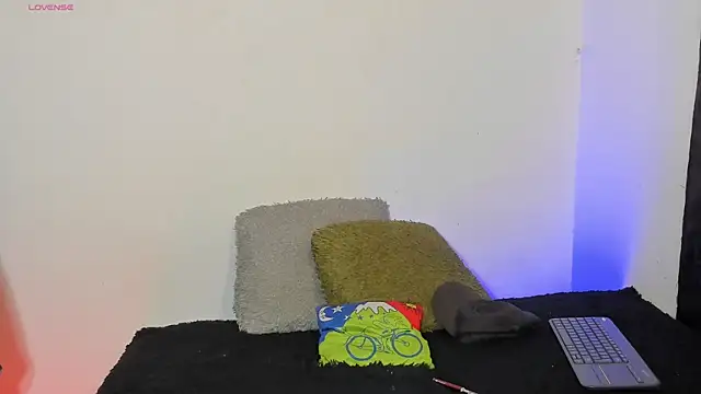 Snapshot of _IanLark chatting on 19, 5, 2026 IanLark online show from 19, 5, 2026