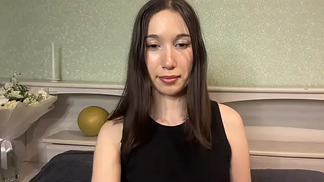 Snapshot of KristyTramel chatting on 28, 4, 2026 KristyTramel online show from 28, 4, 2026