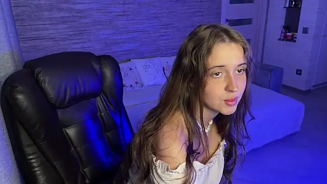 Snapshot of Tiana_Belle chatting on 14, 7, 2026 Tiana Belle online show from 14, 7, 2026