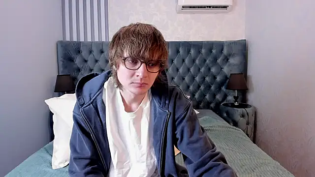 TaylerBev online show from 24, 4, 2026