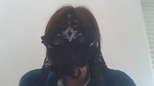Snapshot of HelenTiAscolta chatting on 25, 4, 2026 HelenTiAscolta online show from 25, 4, 2026