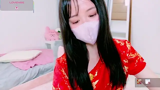 mayu chan  online show from 15, 5, 2026