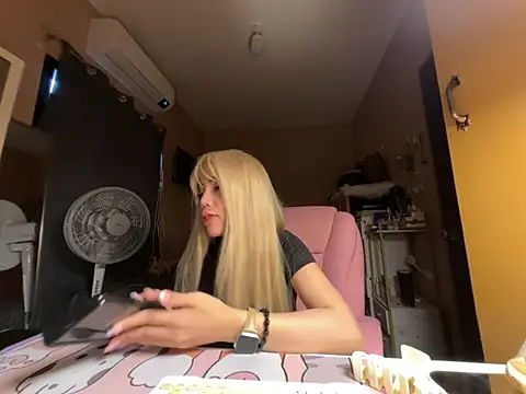 sweet glam online show from 15, 5, 2026