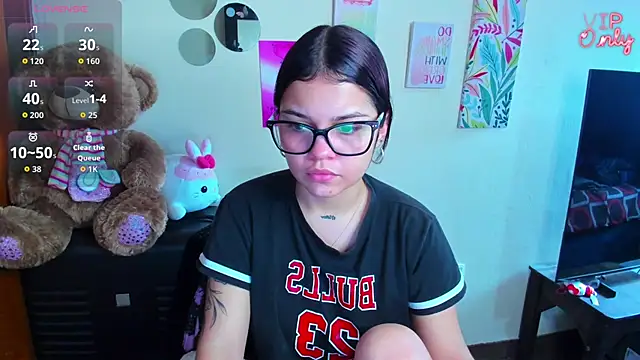 Snapshot of angelina_77 chatting on 27, 5, 2026 angelina 77 online show from 27, 5, 2026