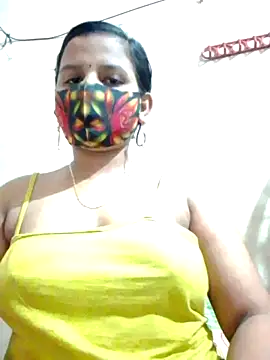 Snapshot of Nigar_Hatun chatting on 22, 4, 2026 Nigar Hatun online show from 22, 4, 2026