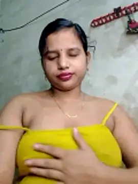 Snapshot of Nigar_Hatun chatting on 30, 4, 2026 Nigar Hatun online show from 30, 4, 2026