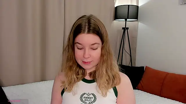 Snapshot of MERRIEMS chatting on 7, 5, 2026 MERRIEMS online show from 7, 5, 2026