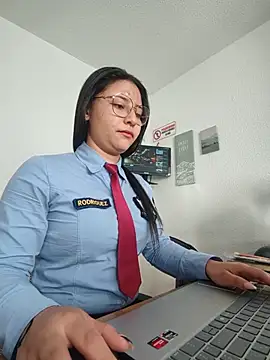 Snapshot of Queen_linda1 chatting on 24, 6, 2026 Queen linda1 online show from 24, 6, 2026