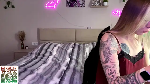 Snapshot of CandyRass chatting on 9, 5, 2026 CandyRass online show from 9, 5, 2026