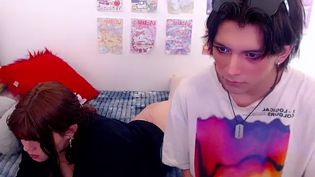 Snapshot of raven_n_matt chatting on 24, 6, 2026 raven n matt online show from 24, 6, 2026