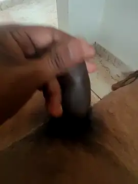 PusssyloverIND online show from 25, 4, 2026