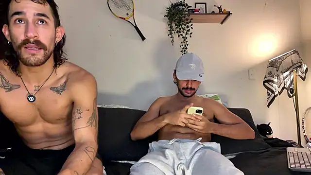 Snapshot of Aaron_wheel chatting on 28, 7, 2026 Aaron wheel online show from 28, 7, 2026