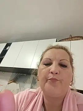 Divineblond online show from 9, 3, 2026