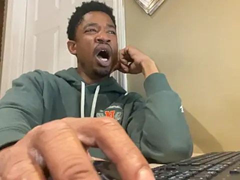Snapshot of milfandyoungin chatting on 23, 6, 2026 milfandyoungin online show from 23, 6, 2026