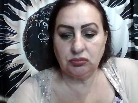 Snapshot of LoaqLovew chatting on 5, 7, 2026 LoaqLovew online show from 5, 7, 2026