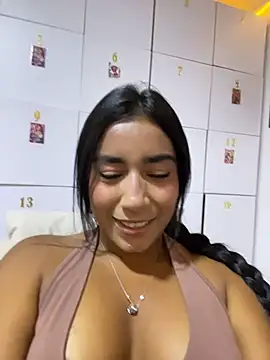 Snapshot of SaryJonex chatting on 9, 5, 2026 SaryJonex online show from 9, 5, 2026