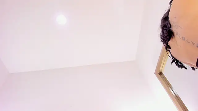 Snapshot of atenea_lux chatting on 22, 7, 2026 atenea lux online show from 22, 7, 2026