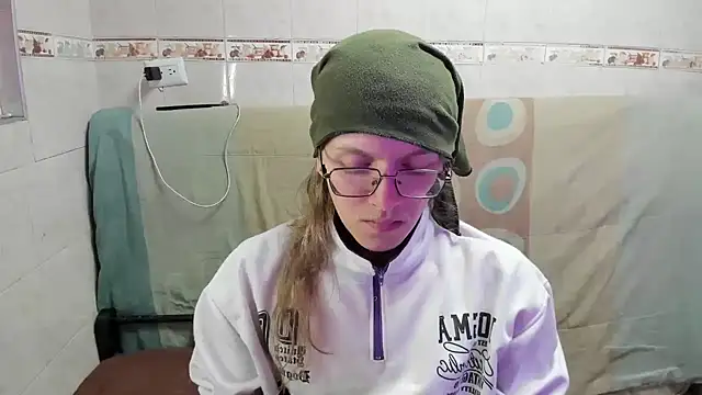 Snapshot of Jinnbooky chatting on 11, 7, 2026 Jinnbooky online show from 11, 7, 2026