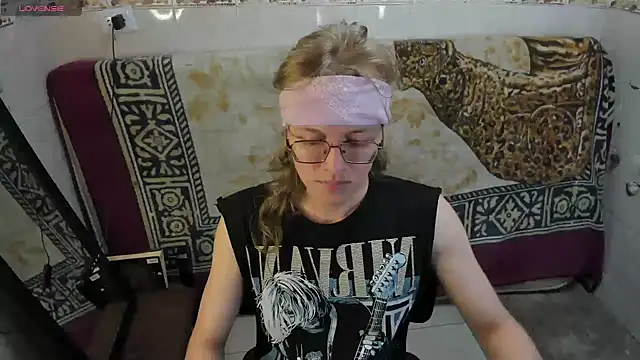 Snapshot of Jinnbooky chatting on 2, 8, 2026 Jinnbooky online show from 2, 8, 2026