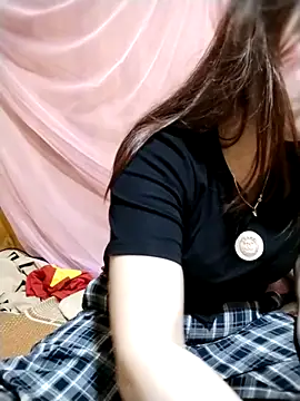 Snapshot of Squirt107 chatting on 11, 5, 2026 Squirt107 online show from 11, 5, 2026
