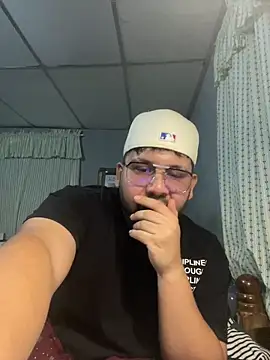 sexy men22cm online show from 2, 6, 2026