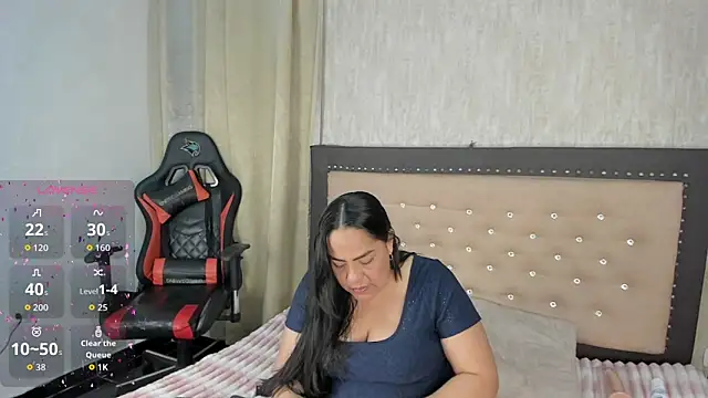 Snapshot of Zoedeleon chatting on 11, 6, 2026 Zoedeleon online show from 11, 6, 2026