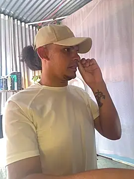 Snapshot of JaviCollins- chatting on 5, 5, 2026 JaviCollins- online show from 5, 5, 2026