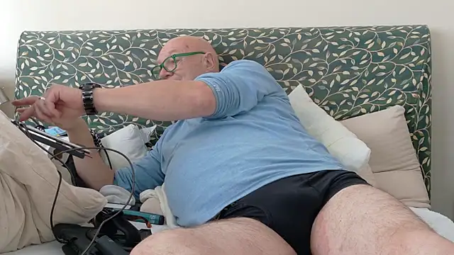 Snapshot of KinkCentral chatting on 22, 5, 2026 KinkCentral online show from 22, 5, 2026