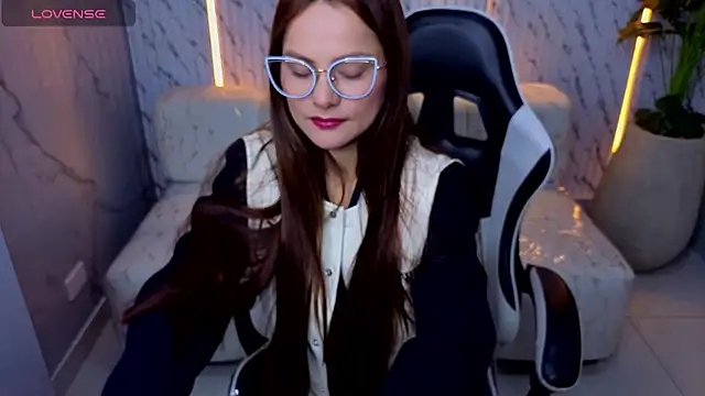 Snapshot of Antonella_Tx_ chatting on 13, 5, 2026 Antonella Tx online show from 13, 5, 2026