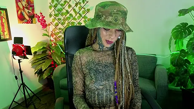 Lucy Doll8 online show from 13, 6, 2026