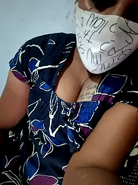 Snapshot of Tamil_Hot_HoneyBee chatting on 3, 6, 2026 Tamil Hot HoneyBee online show from 3, 6, 2026