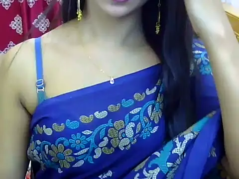 Snapshot of Alina_Nur chatting on 19, 7, 2026 Alina Nur online show from 19, 7, 2026