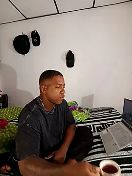 Snapshot of Hector-black chatting on 10, 5, 2026 Hector-black online show from 10, 5, 2026