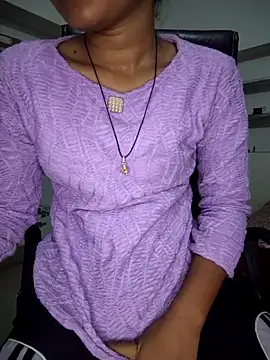 Snapshot of ESHA-LOVE chatting on 21, 5, 2026 ESHA-LOVE online show from 21, 5, 2026