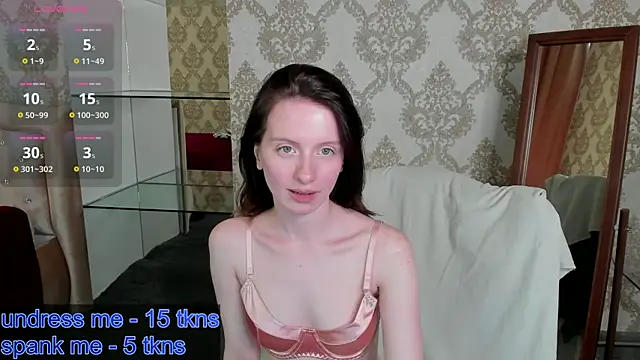 Snapshot of mollie_blush chatting on 12, 6, 2026 mollie blush online show from 12, 6, 2026