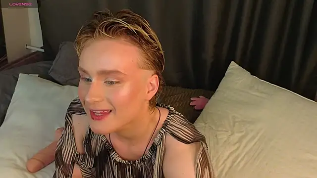 cumboydoll online show from 20, 5, 2026