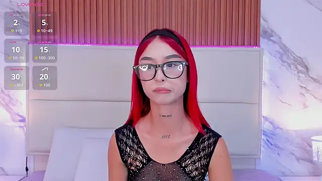 Snapshot of _bella_rossee_ chatting on 25, 6, 2026 bella rossee online show from 25, 6, 2026