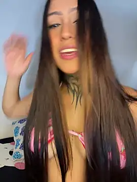 sarah escobarr  online show from 8, 6, 2026