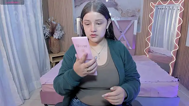 Snapshot of Krysstal_tay1 chatting on 29, 4, 2026 Krysstal tay1 online show from 29, 4, 2026