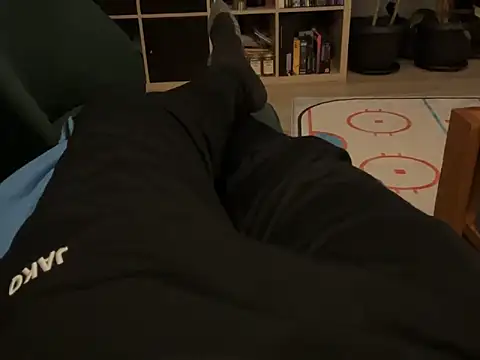 horny-bear89 online show from 27, 4, 2026