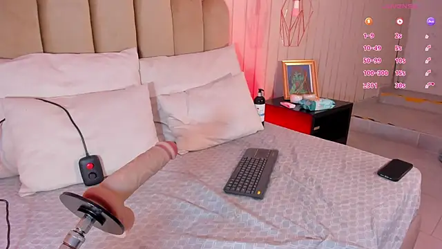 nicki-west online show from 16, 6, 2026