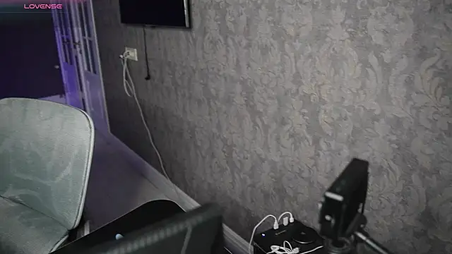 Snapshot of Kofimoon chatting on 12, 5, 2026 Kofimoon online show from 12, 5, 2026
