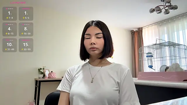 Snapshot of MarylnMonnier chatting on 28, 4, 2026 MarylnMonnier online show from 28, 4, 2026